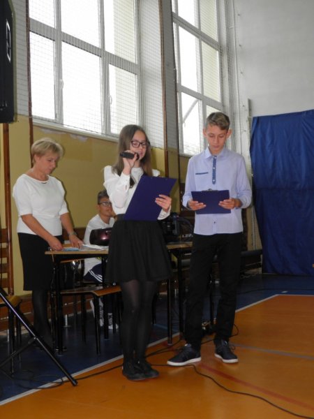 Pasowanie na ucznia klasy I.